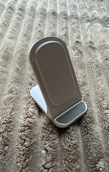 White wireless charging stand