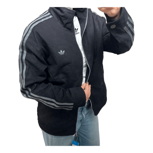 Sort Adidas jakke cowboy