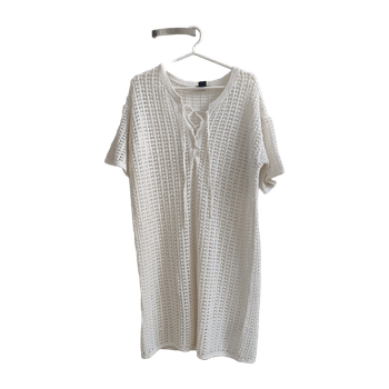 Lindex reikämekko