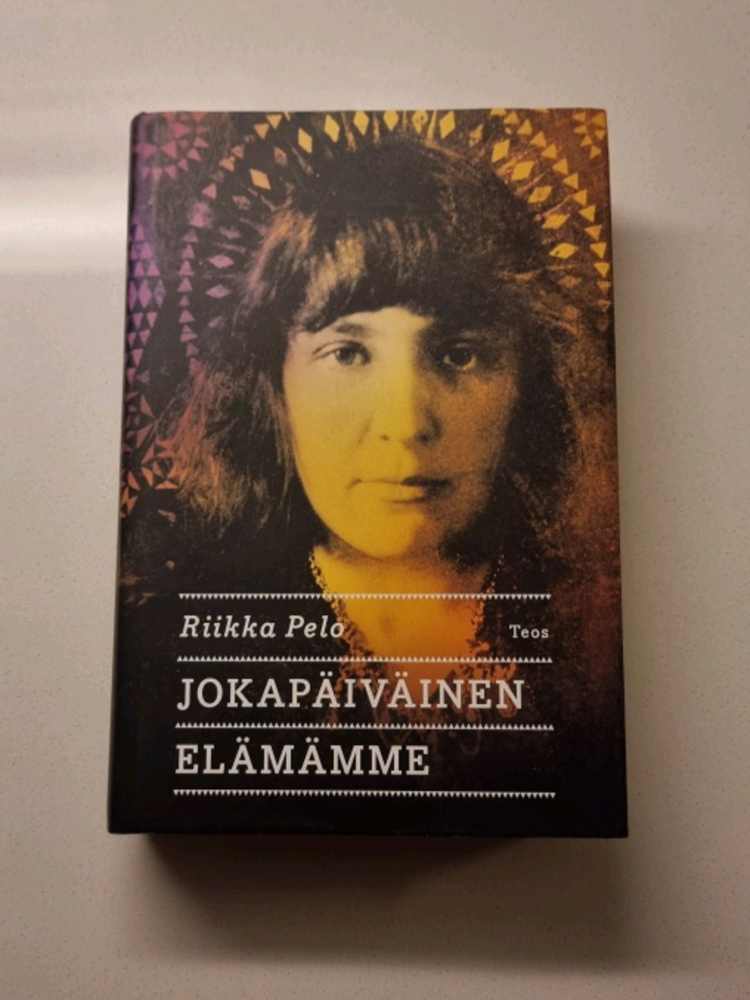 Jokapäiväinen elämämme -kirja