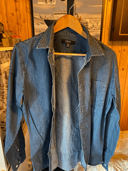 Sininen denim-paita
