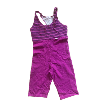 Hellyh.shortsi toppi asu shorts