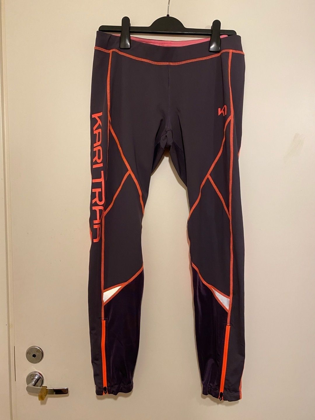 Kari traa sportswear
