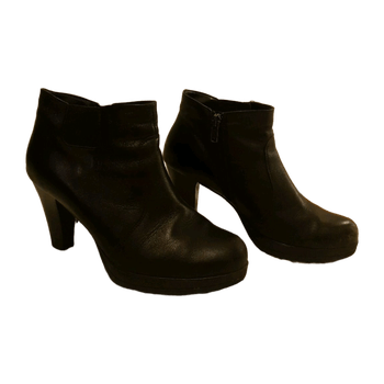 Janita boots