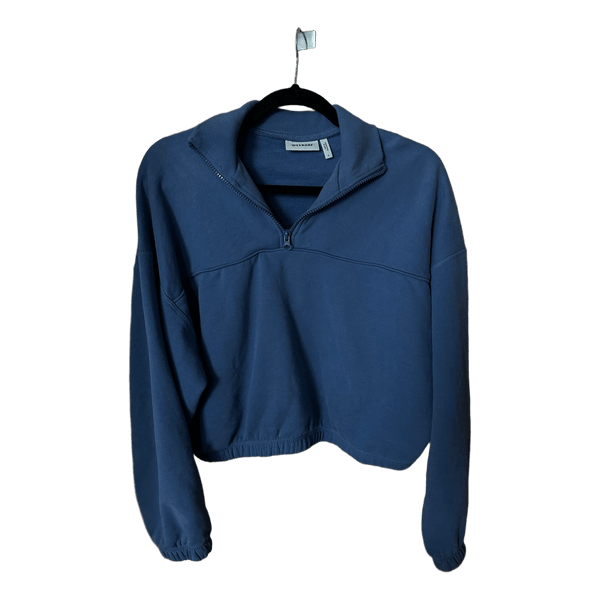 Weekday pullover