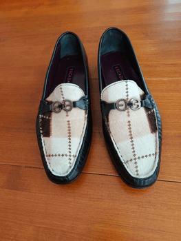 Escada loafers