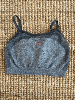 Harmaat gymshark liivit