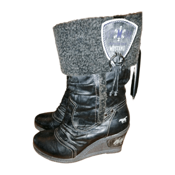 Mustang shoes boots