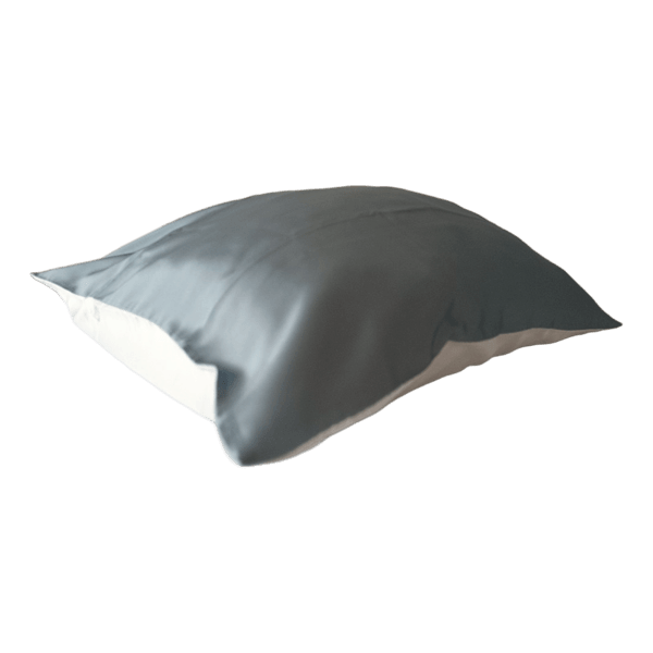 100 proc mulbery silk užvalkaliukas, 50*70, žydrai pilka