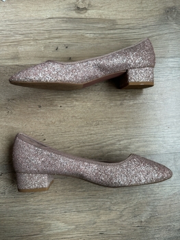 Stradivariuksen glitter-balleriinat