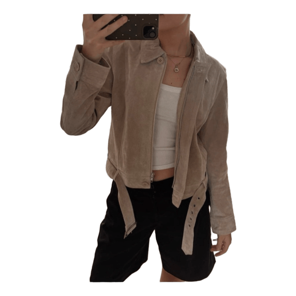 Beige jakke med bælte