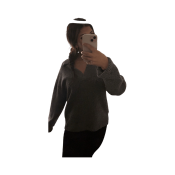 Harmaa villapaitaa