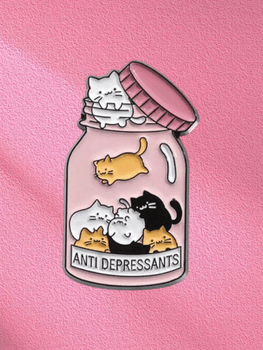 Cartoon cat enamel brooch