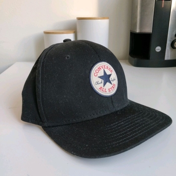 Converse cap
