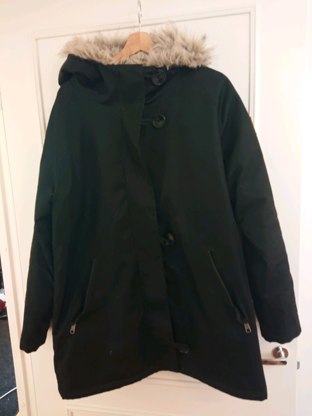 Makia coat