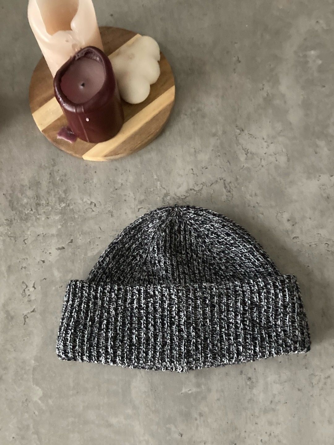 Weekday headwear