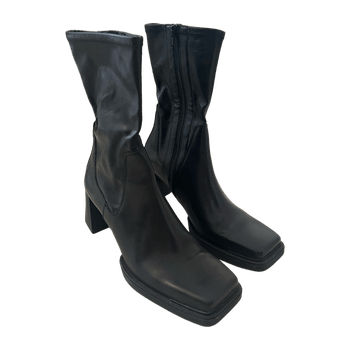 Vagabond boots