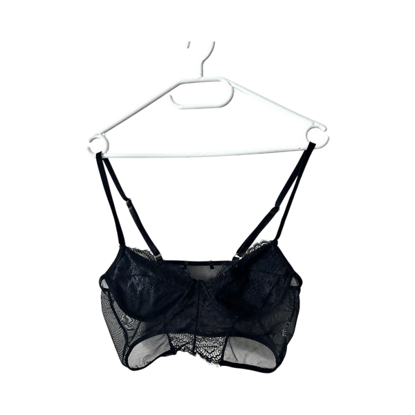 Musta pitsibralette