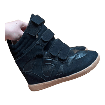Wedge sneakers