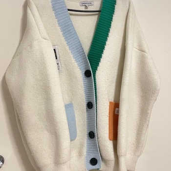 Cache cardigan