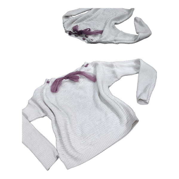 White knitted sweater