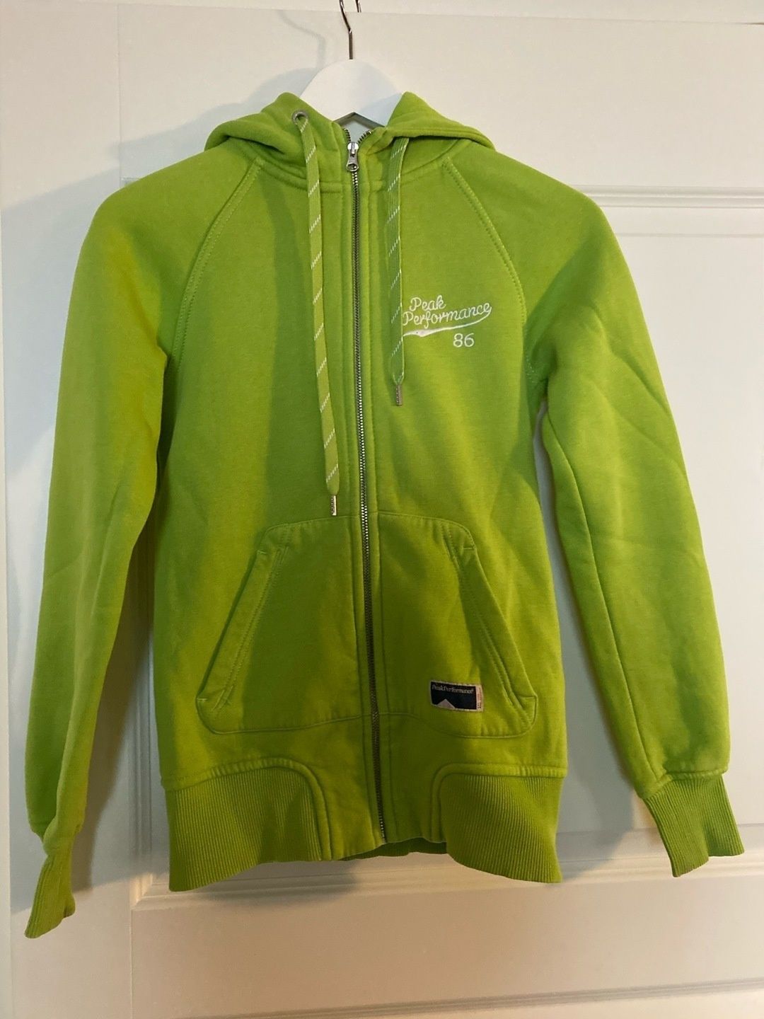 Peak performance hoodie
