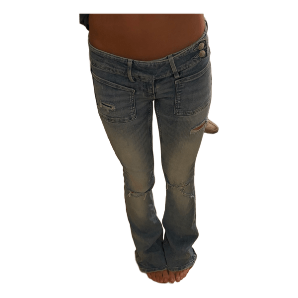 Lågmidjade utsvängda jeans
