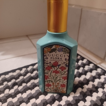 Gucci flora gorgeous Jasmine 50ml