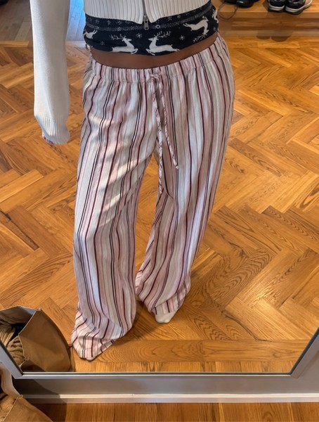 Pink striped wide-leg trousers