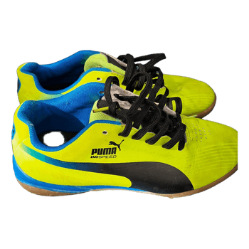 Puma jalkapallokengät