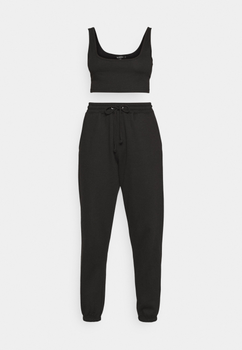 Black sweatpants