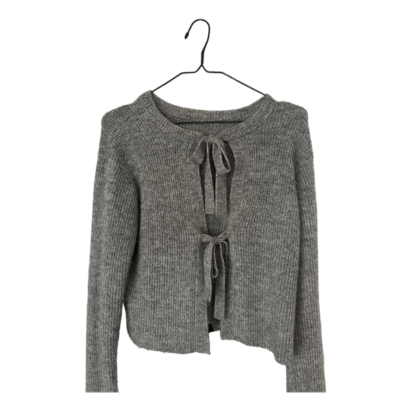 Grå strikket cardigan