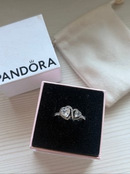 Pandora heart ring