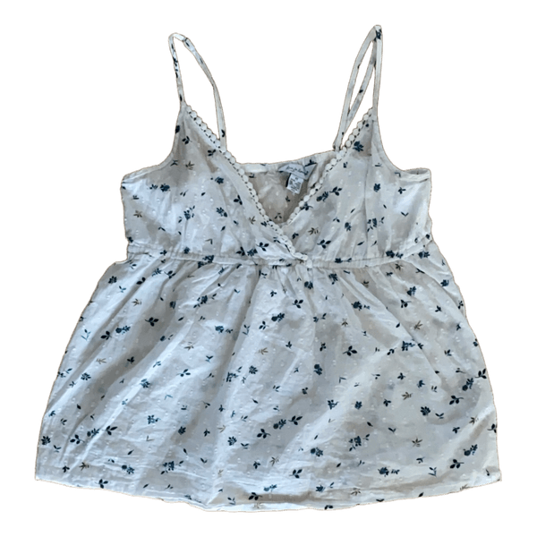 Hvid blomstret top