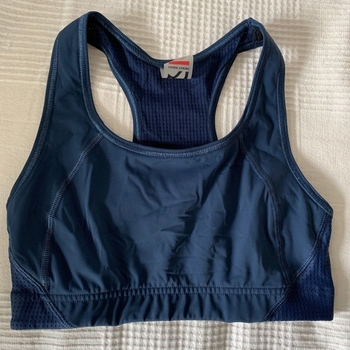 Kari traa sportswear