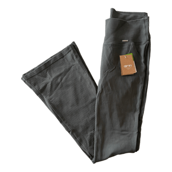 Aim’n uudet ribatut flare trikoot, sage green L