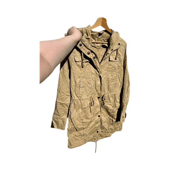 Beige parkatakki