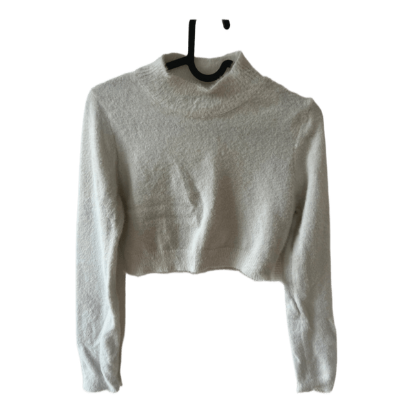 White fuzzy cropped sweater