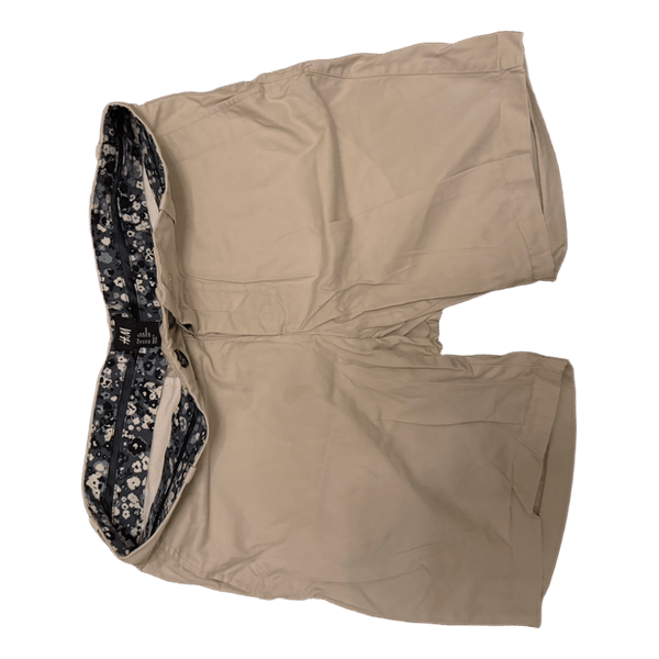 Beiget H&M shortsit