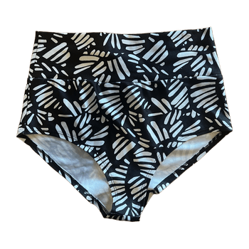 MandaMovementWear twerk-shortsit