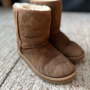 Ugg saappaat 32