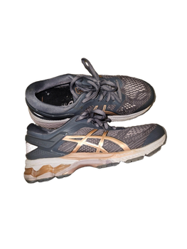 Asics juoksukengät