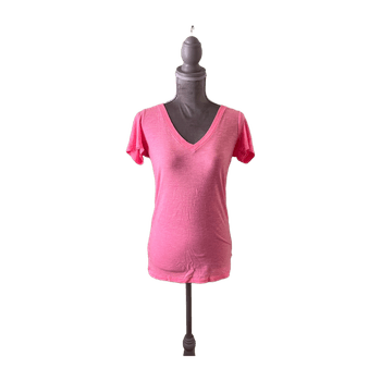 Pink v-neck t-shirt
