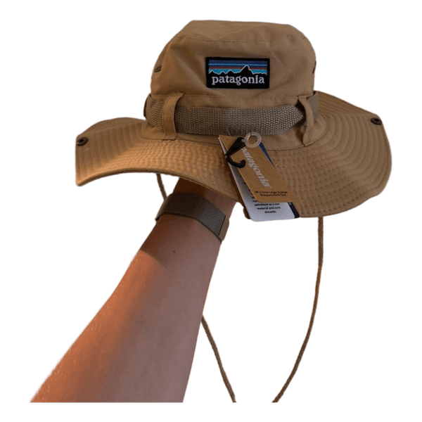 Beige Patagonia sun hat