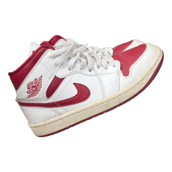 Nike Air Jordan tennarit