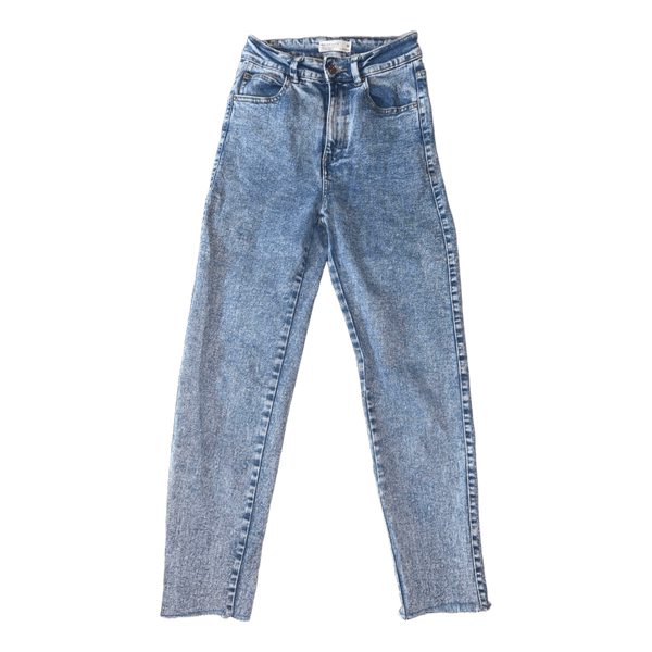 mom jeans