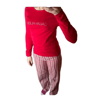 Punainen Calvin Klein pyjyma kuin uusi 