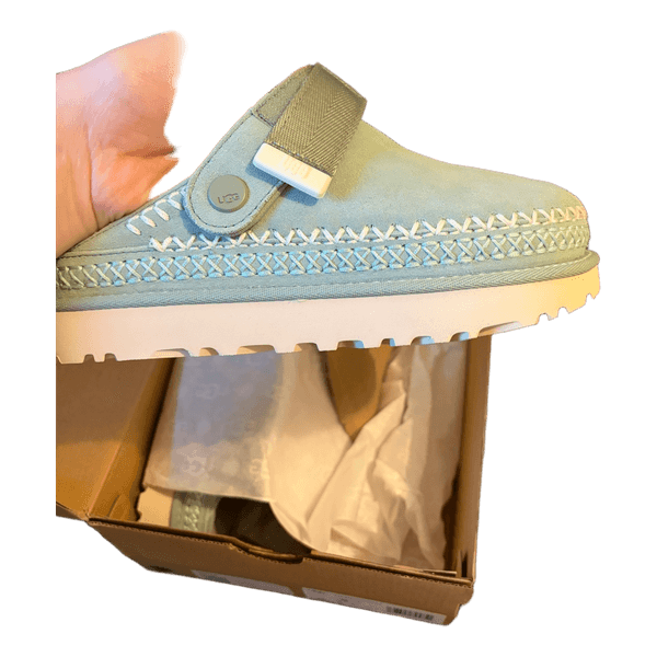 Ugg  Golden stars