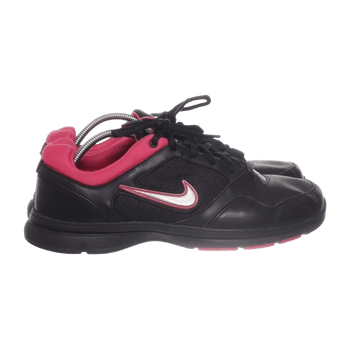 Sports shoes