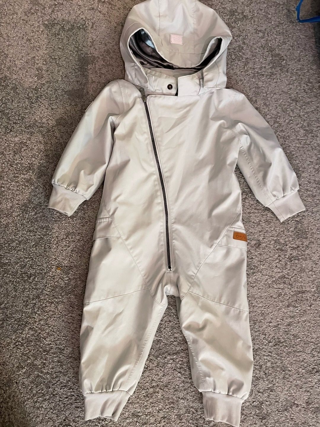 Gugguu kids' clothing
